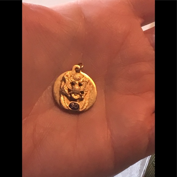 Vintage Army 30 Years of Service Pendant - 10K GF? - Picture 7 of 13